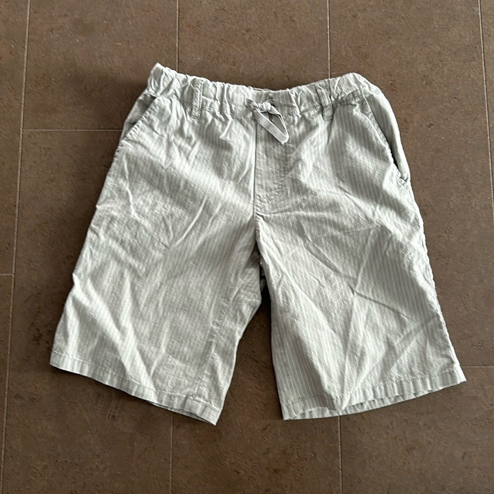 Wheat organic cotton shorts size 10